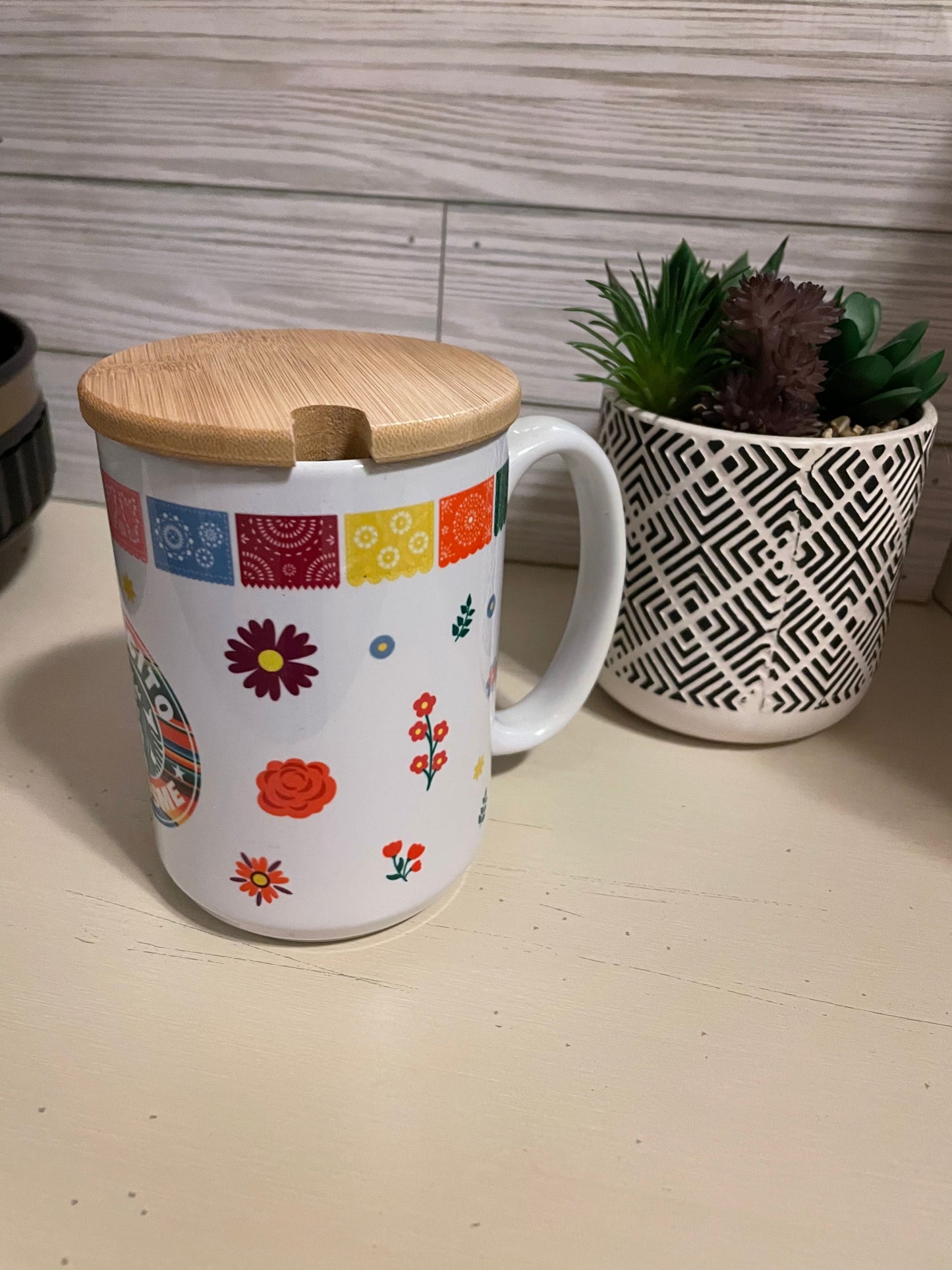 Cafecito y Chisme Coffee Cup