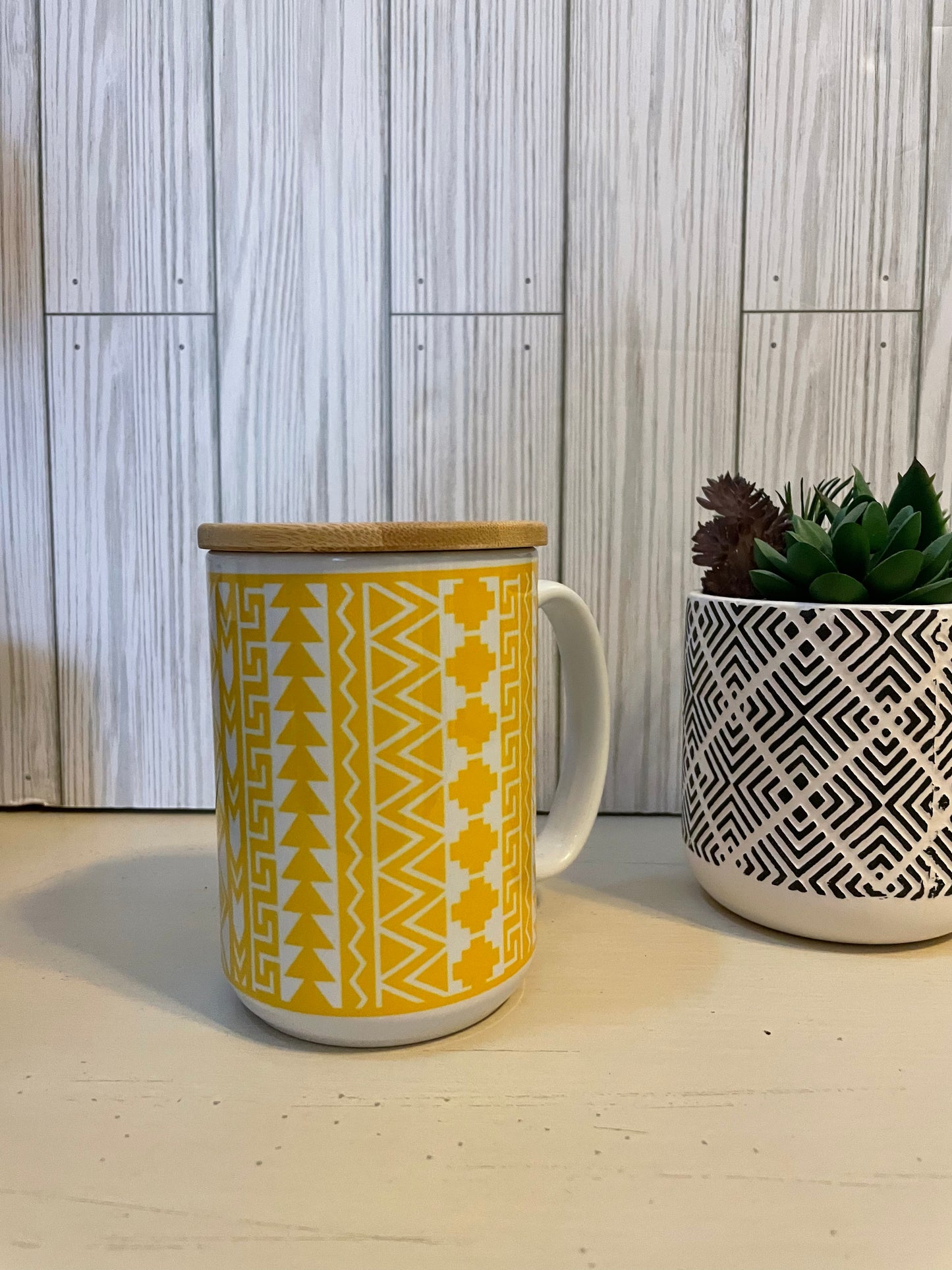 Azteca Print Cup