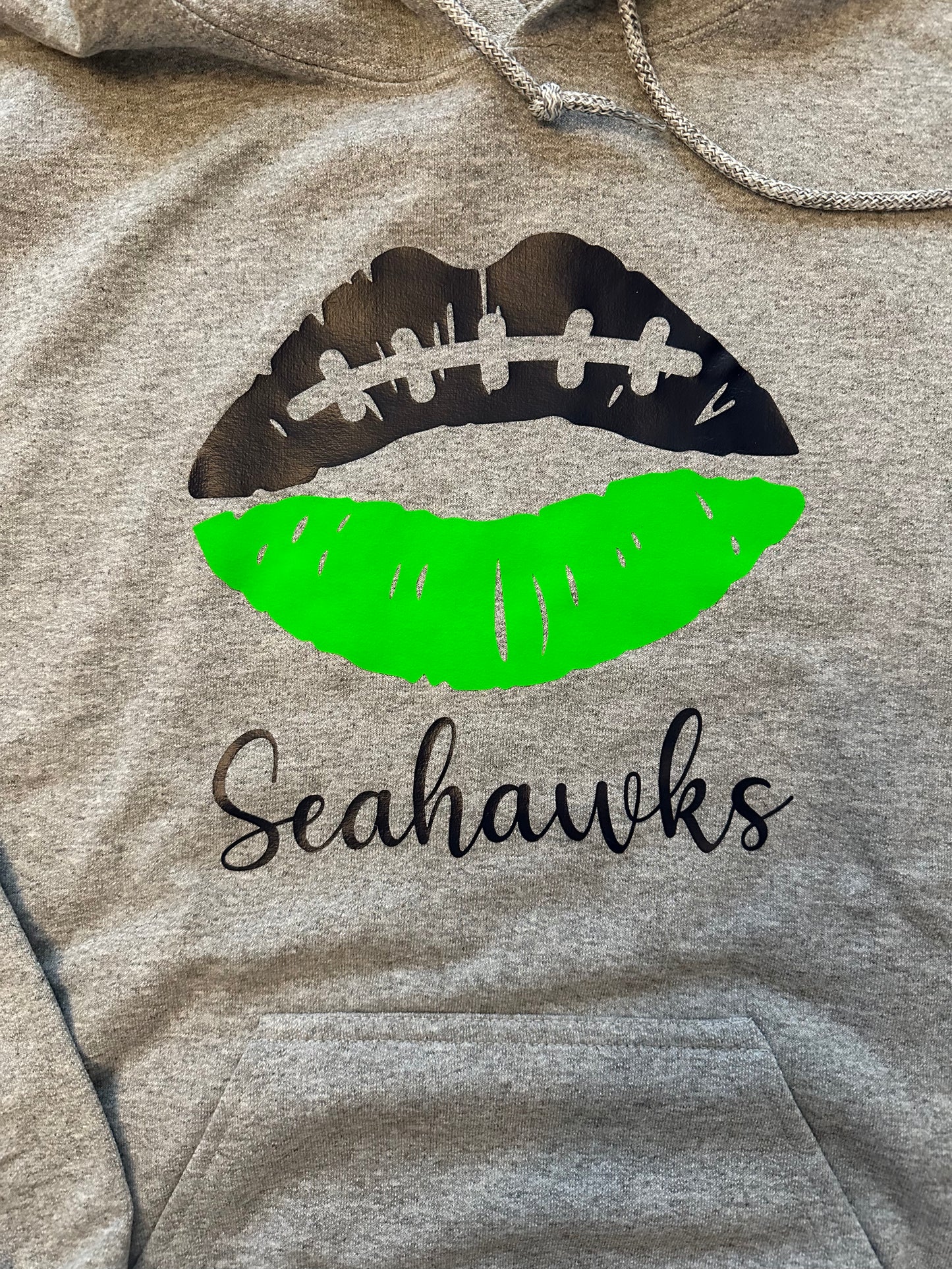 Seahawks Kiss