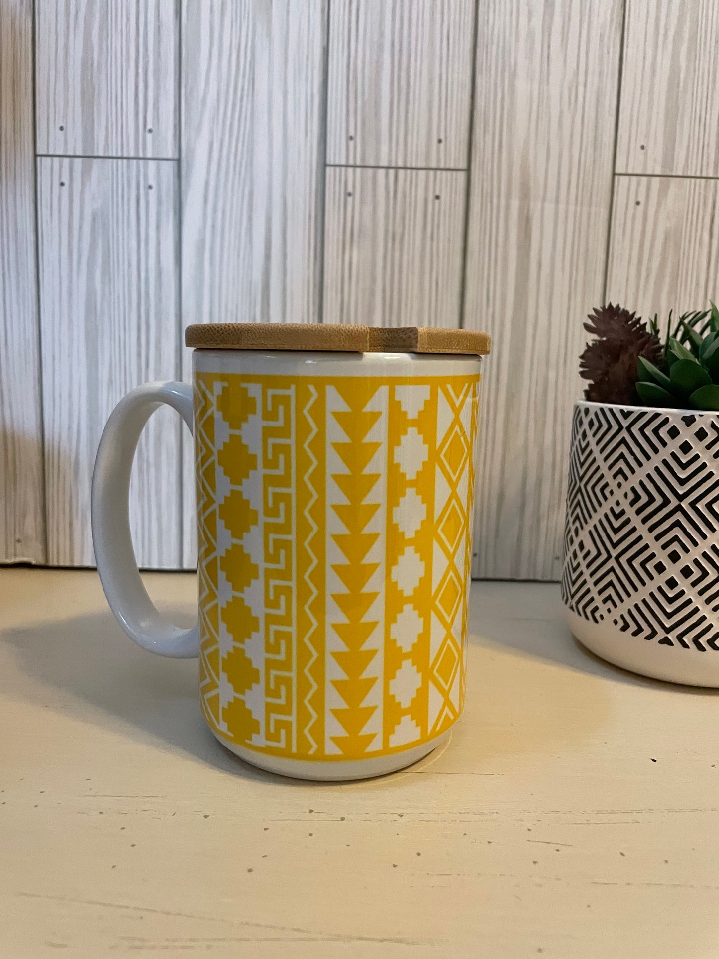Azteca Print Cup